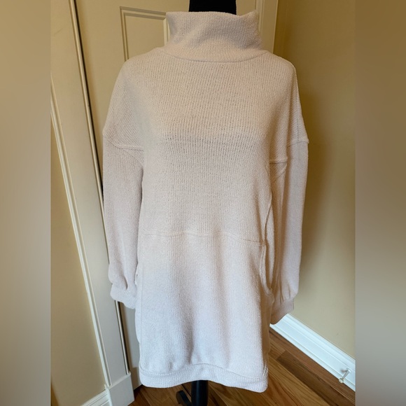 Free People Beach Sweaters - Free People Beach Slouchy Mock Neck Cozy Oversized Tunic Ivory Women’s Size M